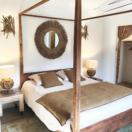 Bastide Nomade - *
