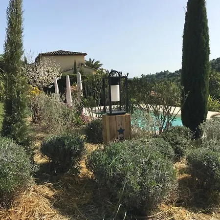 Bastide Nomade - Maison d'hôtes *